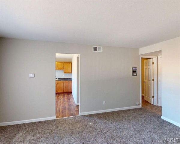 4 Bruce Drive, Florissant, MO 63031