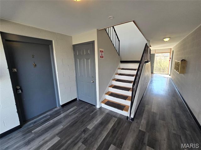 4 Bruce Drive, Florissant, MO 63031