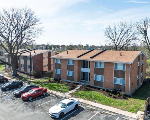 4 Bruce Drive, Florissant, MO 63031