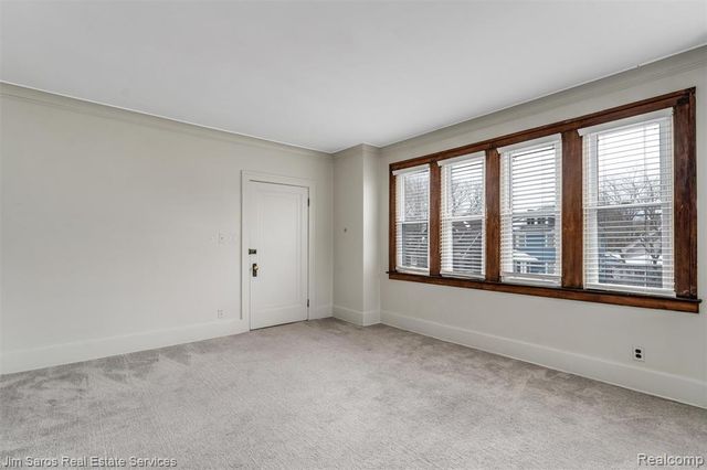 1308 Beaconsfield Avenue, Grosse Pointe, MI 48230