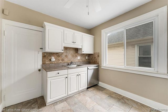 1308 Beaconsfield Avenue, Grosse Pointe, MI 48230