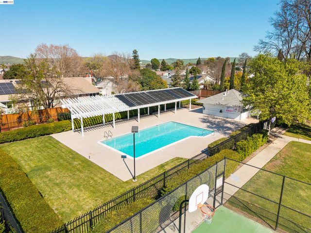 4138 Bishop Pine Way, Livermore, CA 94551