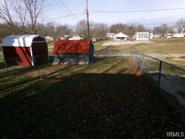 523 W Morton Street, Oakland City, IN 47660