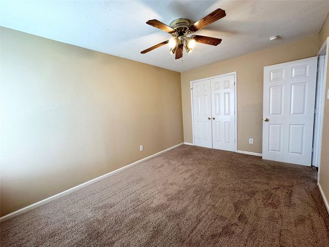 9922 Sand Lodge Lane, Houston, TX 77089