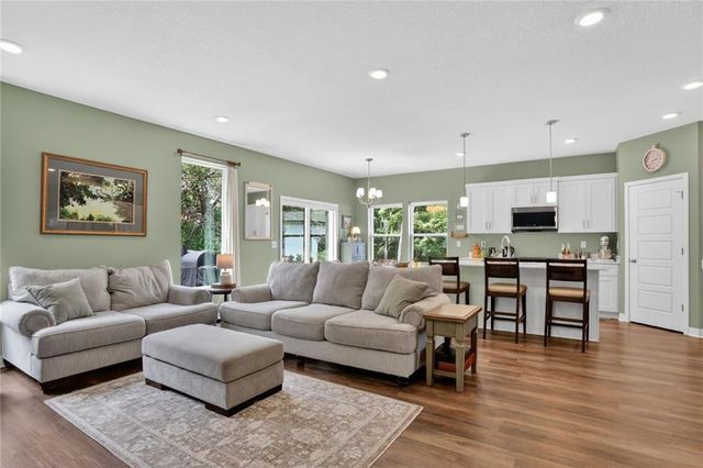 308 Woodview Drive, Raymore, MO 64083