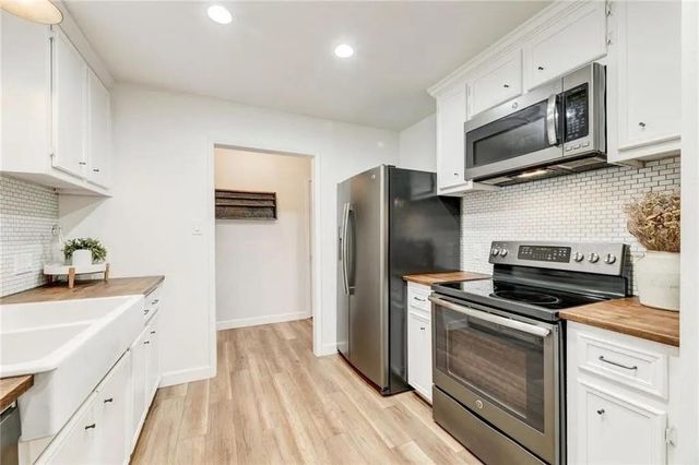 13313 Effingham ST, Austin, TX 78729