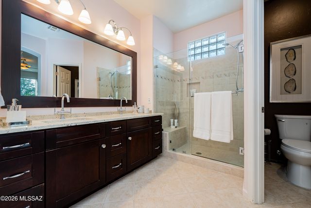 8719 N Sam Snead Drive, Tucson, AZ 85742