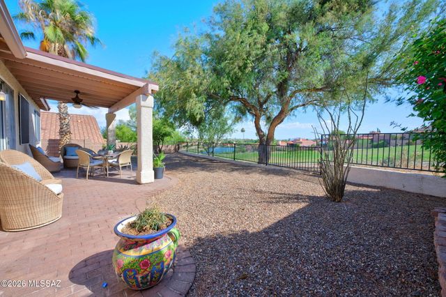 8719 N Sam Snead Drive, Tucson, AZ 85742