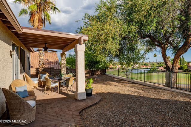 8719 N Sam Snead Drive, Tucson, AZ 85742