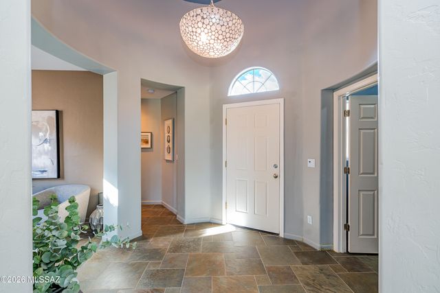 8719 N Sam Snead Drive, Tucson, AZ 85742