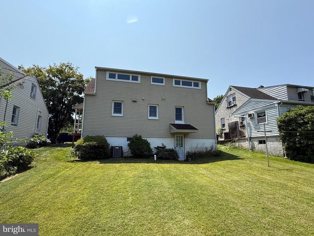 1511 STIRLING ST, Coatesville, PA 19320