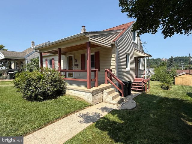 1511 STIRLING ST, Coatesville, PA 19320