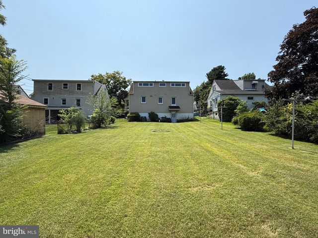 1511 STIRLING ST, Coatesville, PA 19320