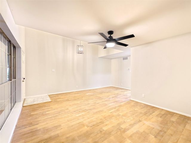 2507 Montrose Boulevard 49, Houston, TX 77006