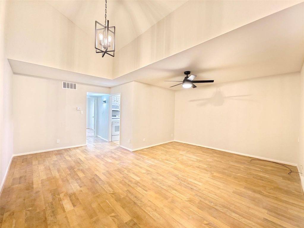 2507 Montrose Boulevard 49, Houston, TX 77006