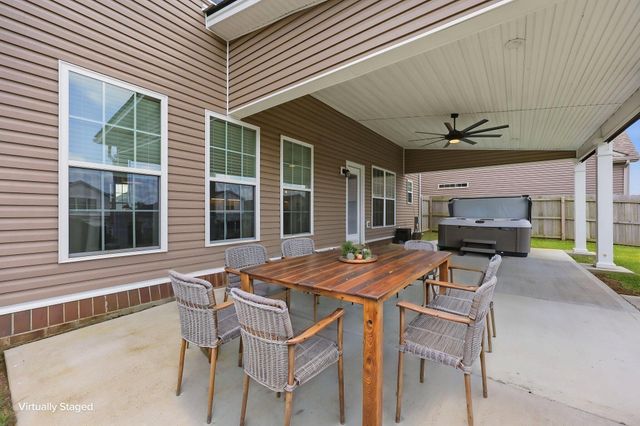 240 Blackthorn Drive, Nicholasville, KY 40356