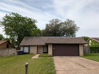 3004 Encino Drive, Fort Worth, TX 76116
