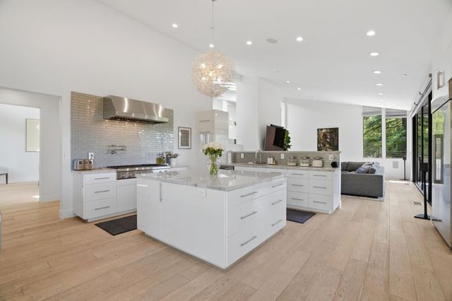 19288 Bainter Avenue, Saratoga, CA 95070