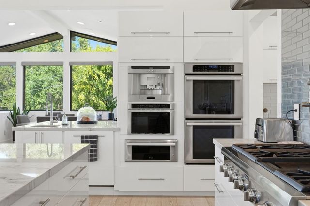 19288 Bainter Avenue, Saratoga, CA 95070