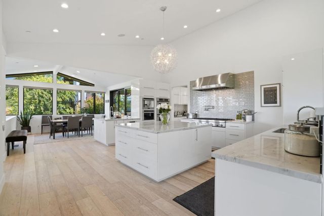 19288 Bainter Avenue, Saratoga, CA 95070