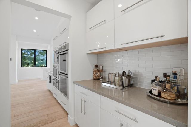 19288 Bainter Avenue, Saratoga, CA 95070