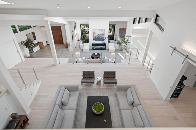 19288 Bainter Avenue, Saratoga, CA 95070
