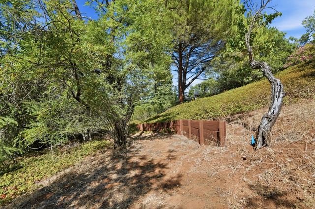 19288 Bainter Avenue, Saratoga, CA 95070