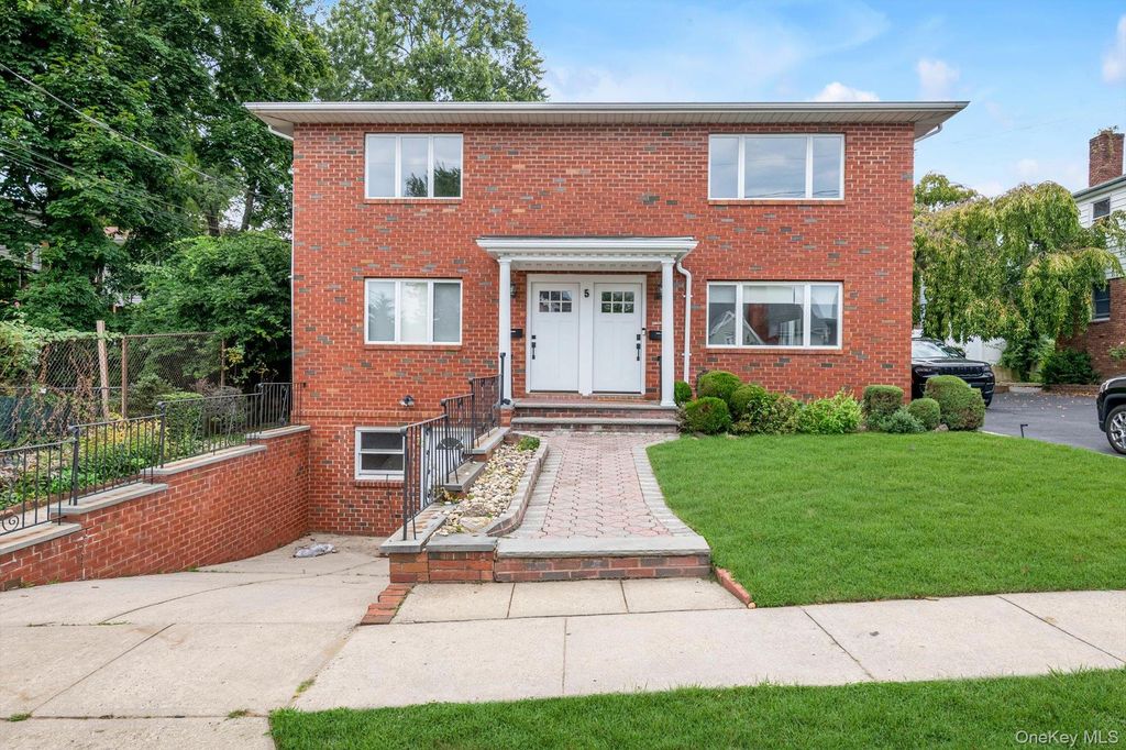5 Linwood Road N, Port Washington, NY 11050 — exterior