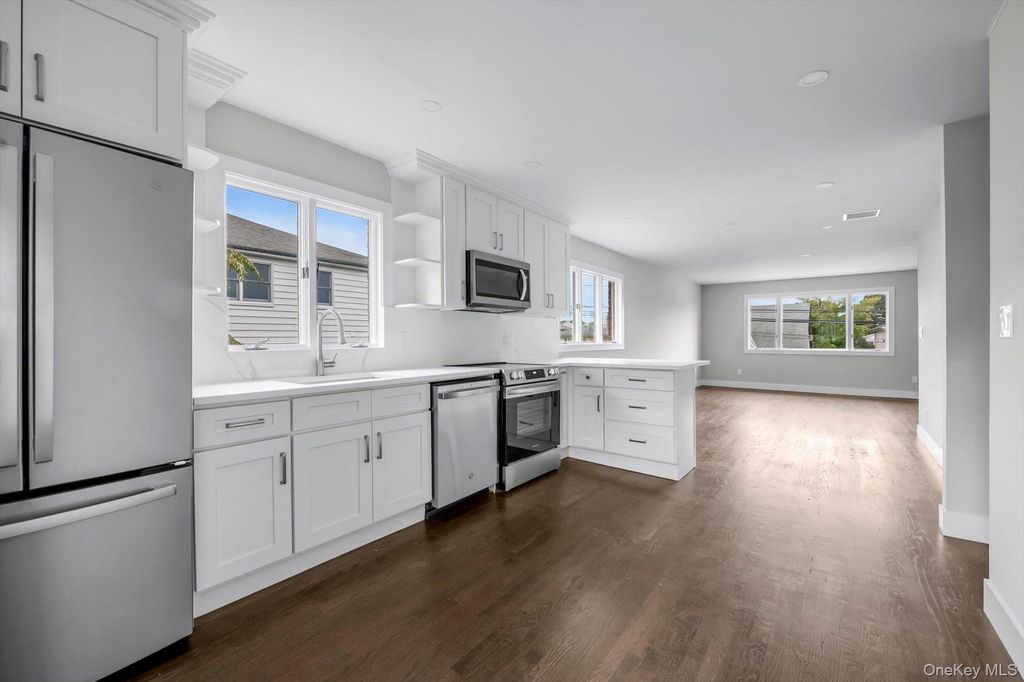 5 Linwood Road N, Port Washington, NY 11050 — photo 5