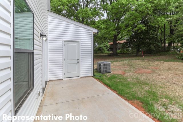 225 Institute Street, Mooresville, NC 28115