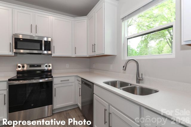225 Institute Street, Mooresville, NC 28115