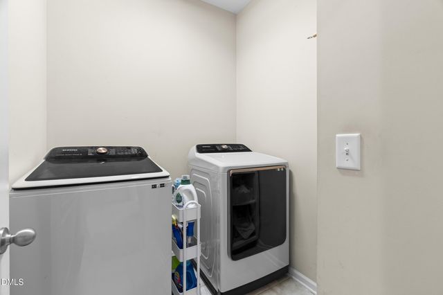 5917 Chivalry Court, Raleigh, NC 27612