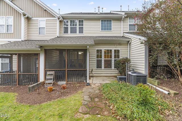 5917 Chivalry Court, Raleigh, NC 27612