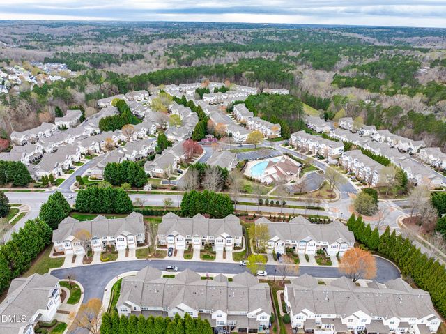 5917 Chivalry Court, Raleigh, NC 27612