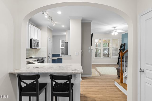 5917 Chivalry Court, Raleigh, NC 27612