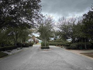 4889 Leeward Dr, Pensacola, FL 32507