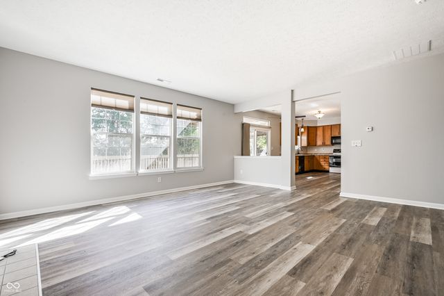 1581 Dale Court, Greenfield, IN 46140