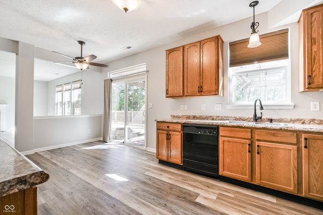 1581 Dale Court, Greenfield, IN 46140