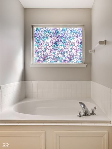 1581 Dale Court, Greenfield, IN 46140