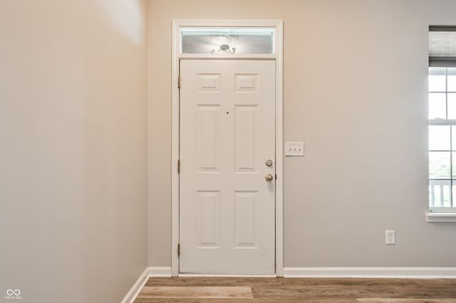 1581 Dale Court, Greenfield, IN 46140