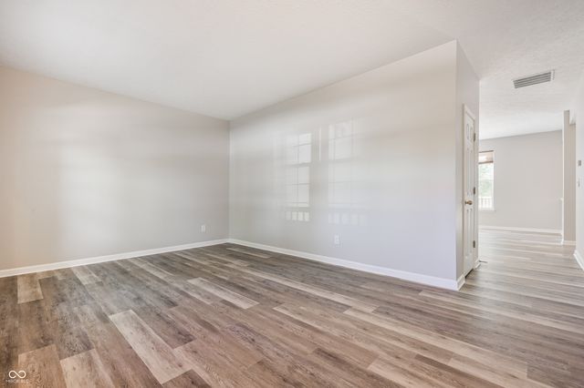 1581 Dale Court, Greenfield, IN 46140