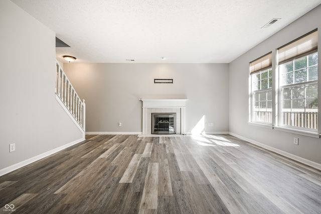 1581 Dale Court, Greenfield, IN 46140