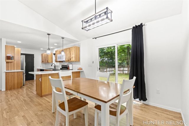 1081 E 98th Street, Grant, MI 49327