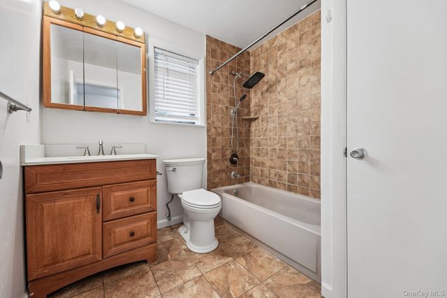 262 Richard Court, Pomona, NY 10970