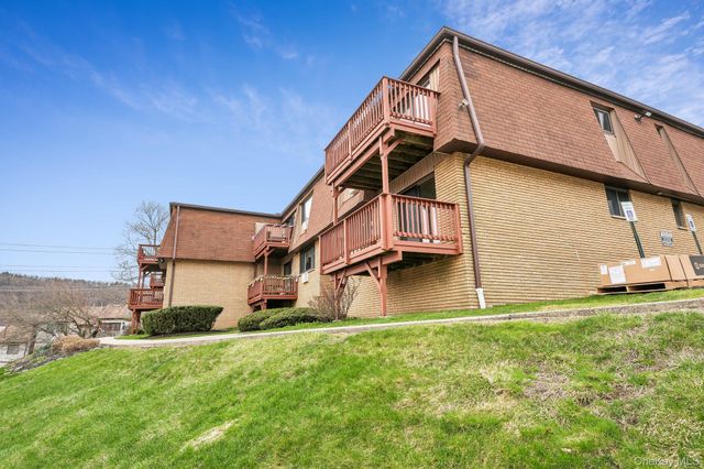 262 Richard Court, Pomona, NY 10970