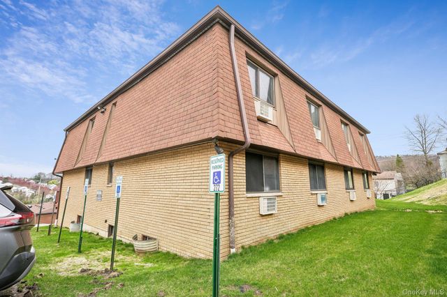 262 Richard Court, Pomona, NY 10970