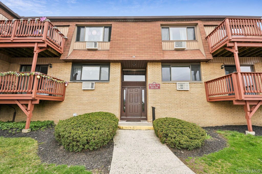 262 Richard Court, Pomona, NY 10970