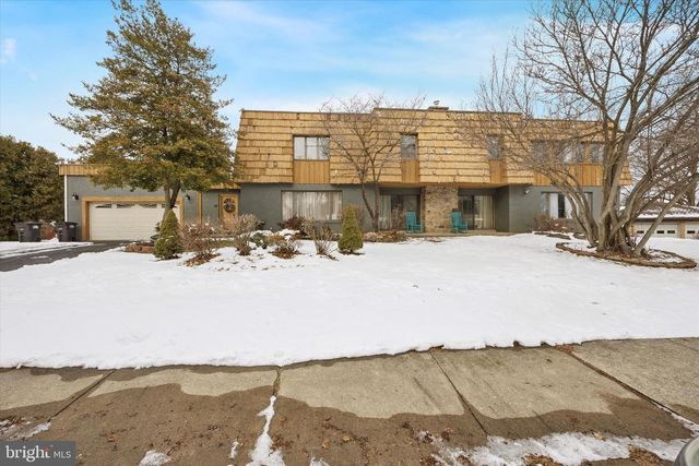 1111 N BROAD ST, Allentown, PA 18104