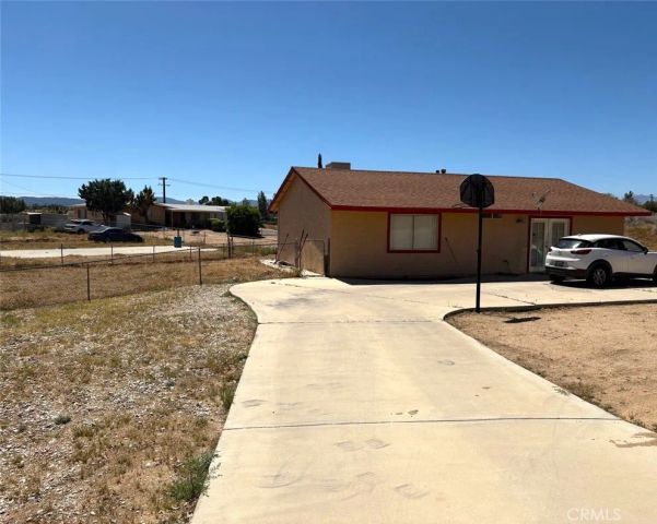 17185 Fremontia Street, Hesperia, CA 92345