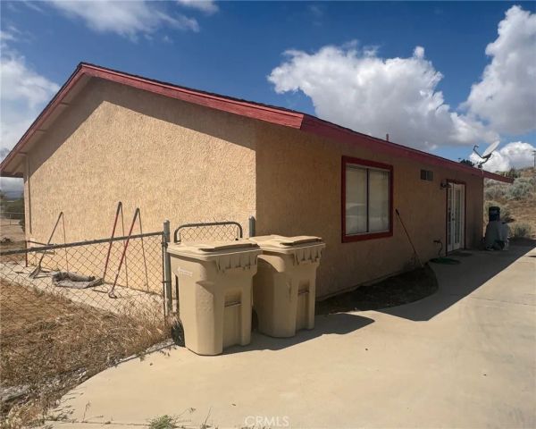 17185 Fremontia Street, Hesperia, CA 92345